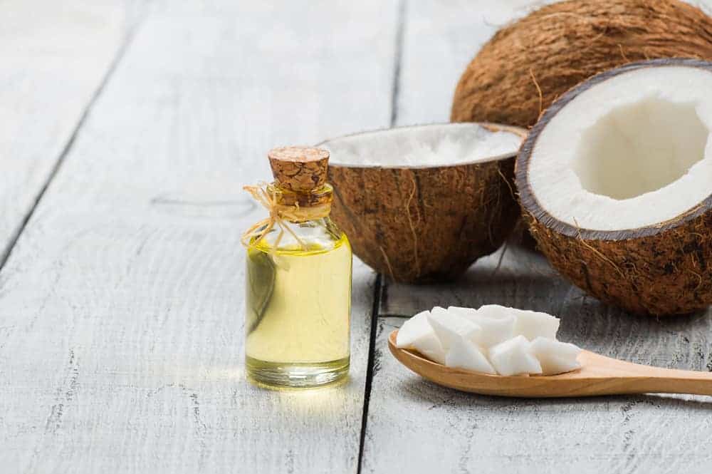 6 tác dụng của dầu dừa đối với da mặt và các vùng cơ thể khác