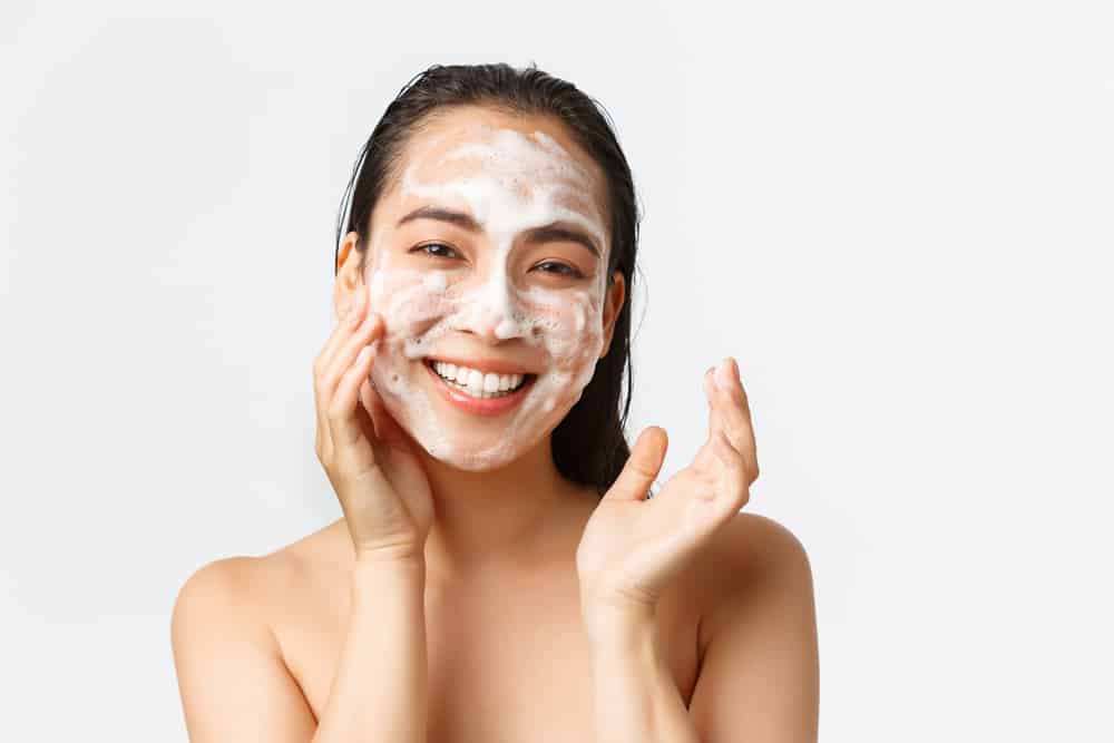 Nâng cấp thói quen chăm sóc da của bạn với 7 mẹo chống lão hóa da mặt