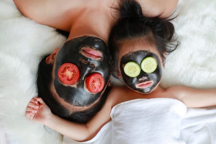 Ngạc nhiên khi biết 7 tác dụng của cà chua đối với da mặt