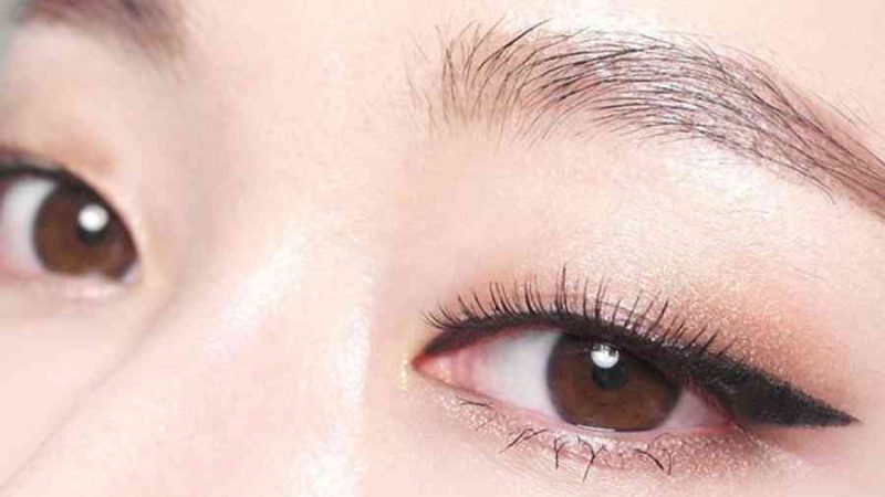 Cách kẻ eyeliner cho mắt mí lót siêu “hack” cho nàng