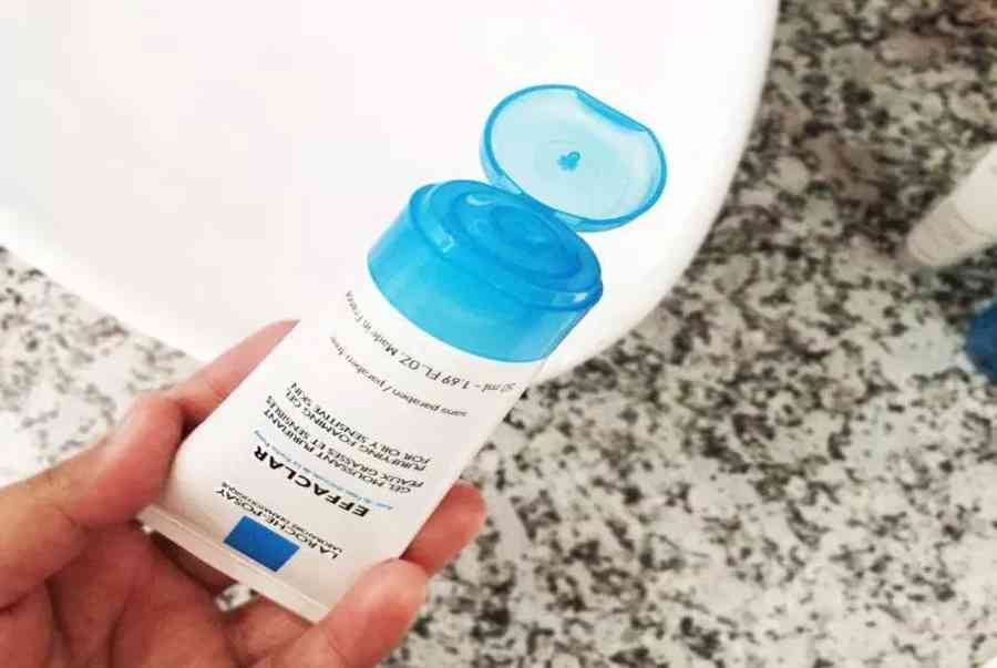 Review sữa rửa mặt dạng gel La Roche-Posay Effaclar Purifying Foaming Gel – BlogAnChoi