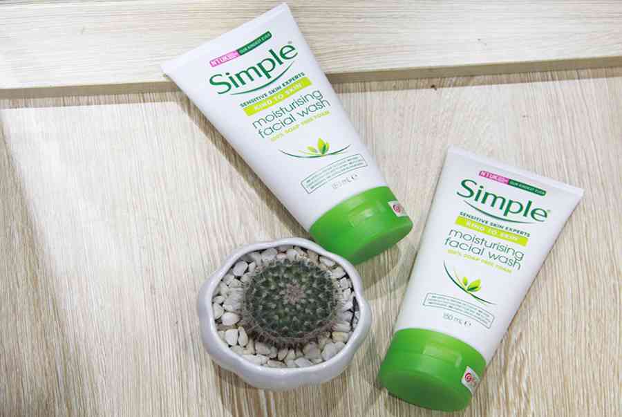 Sữa rửa mặt Simple tốt không? Top 7 sửa rửa mặt Simple