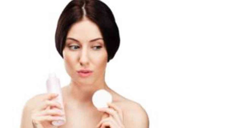 Toner là gì? Toner có thực sự cần thiết trong skincare?