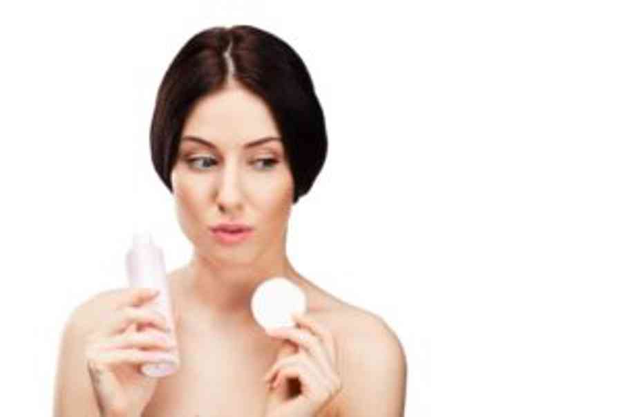 Toner là gì? Toner có thực sự cần thiết trong skincare?