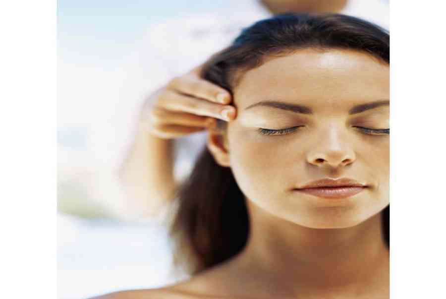 Cách massage đầu giảm stress hiệu quả giảm căng thẳng, bớt đau đầu | Cleanipedia