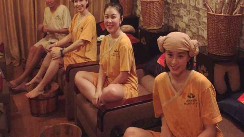 Top 10+ địa điểm massage chân tại Sài Gòn thư giãn, giá rẻ nhất